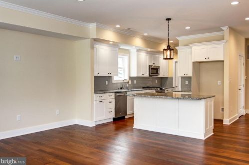 154 Ellis St, Tavistock NJ 08033-1827 exterior