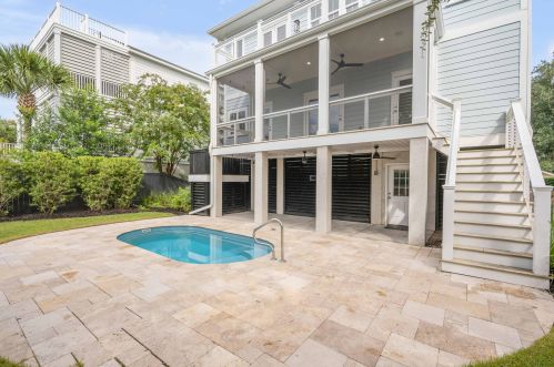 802 Palm Blvd, Isle Of Palms SC  29451-2218 exterior