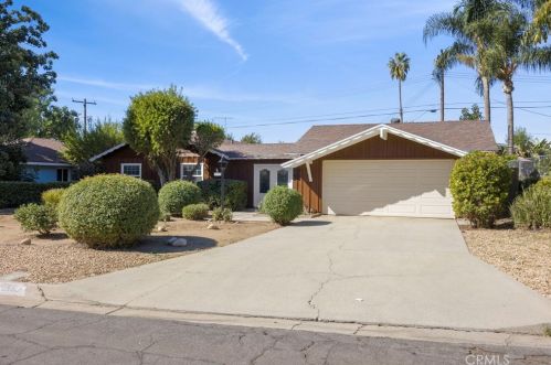 22878 Miriam Way, Colton, CA 92313-5221