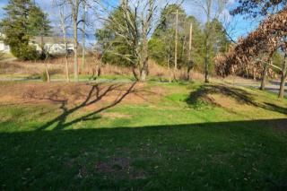8113 Heiskell Rd, Powell, TN 37849-3432