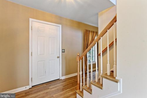 110 Rosalia Cir, York, PA 17402-7924