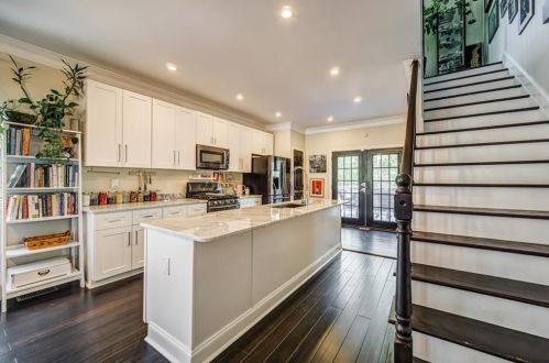 616 Federal Ter, Atlanta GA  30315-4413 exterior
