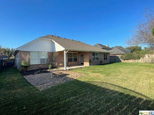 409 Edgewater, Victoria, TX 77904-3848
