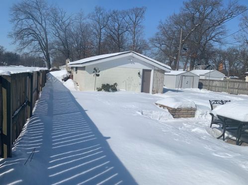 516 Liberty Pl, Hobart IN 46342-4659 exterior