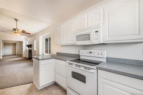 2850 Bridalwreath Pl, Loveland CO 80537-6019 exterior