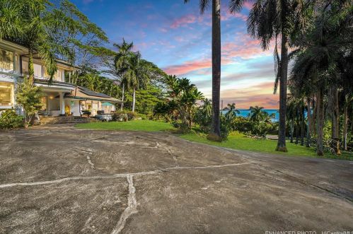 48-500 Kamehameha Hwy, Kaneohe, HI 96744-5126