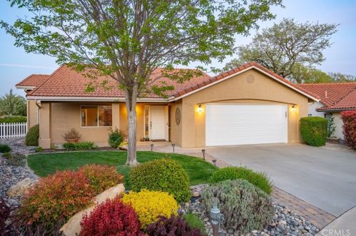 913 Palm Desert Ct, Lake Nacimiento, CA 93446-4631