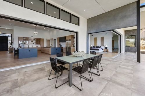 7663 Corto Rd, Anaheim CA  92808-1348 exterior