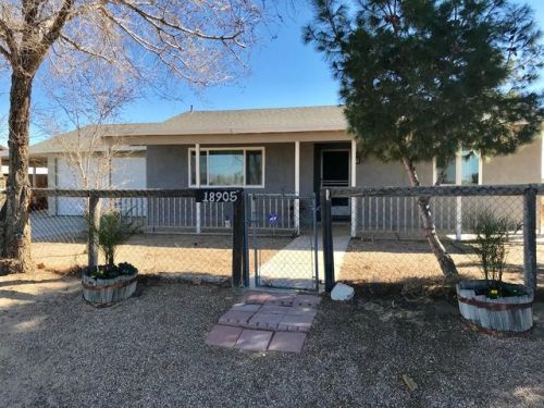 18905 Muskrat Ave, El Mirage, CA 92301-2303