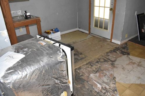 809 Dent St, Garland TX  75040-4921 exterior