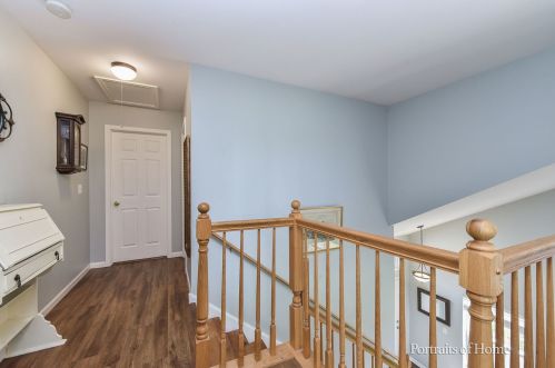 558 Pinebrook Dr, Lemont IL  60490-3121 exterior