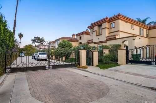 15844 Seville Ln, Van Nuys, CA 91436-1510