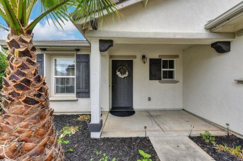 5117 Otter Pond Way, Rancho Cordova, CA 95742-8122