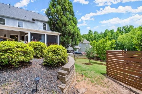 104 Downing Creek Ct, Holly Springs GA  30114-6537 exterior