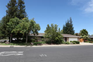 2402 Fremont Ave, Modesto, CA 95350-2288