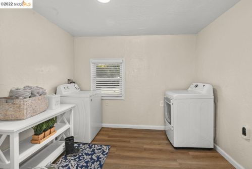 1391 San Carlos Ave, Concord CA  94518-1155 exterior