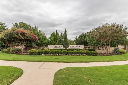 8024 Ocean Dr, Fort Worth TX  76123-1895 exterior