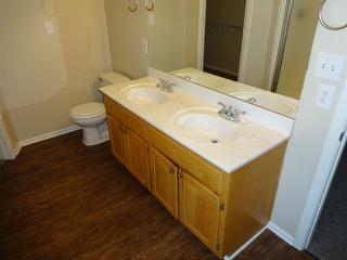 605 Heritage Woods Dr, Dacula GA  30019-1274 exterior
