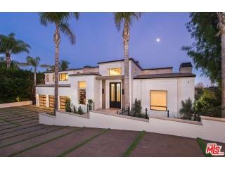 534 Crestline Dr, Los Angeles CA  90049-2308 exterior