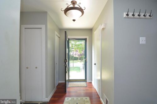 81 Catoctin Ct, Silver Spring MD 20906-2006 exterior