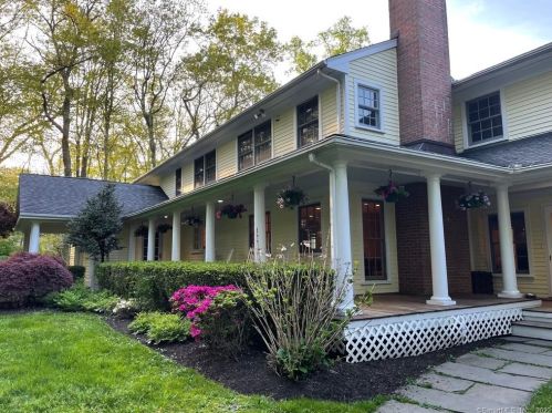 14 Nutmeg Ln, Wilton, CT 06897-1611