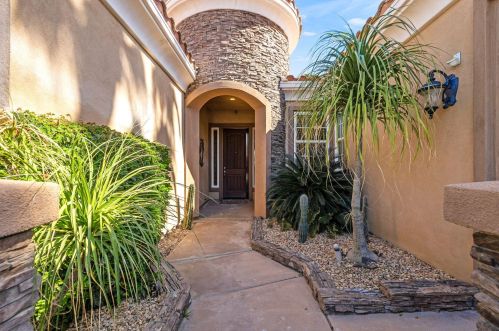 81809 Rancho Santana Dr, La Quinta, CA 92253-9097