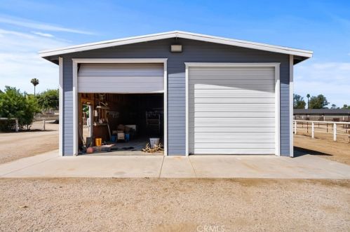 2150 Gratton St, Riverside CA  92504-5201 exterior