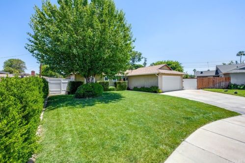 4761 Warwick Ct, Riverside, CA 92503-2153