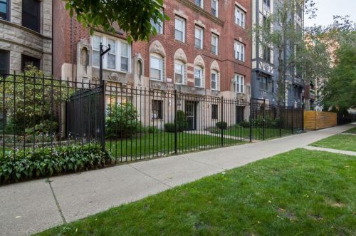 5710 Winthrop Ave, Chicago IL  60660-4335 exterior
