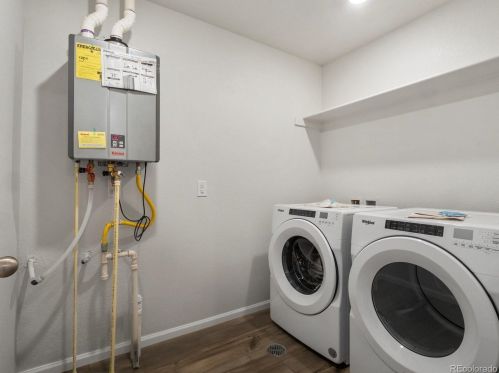 766 Rome St, Aurora CO 80019-3144 exterior