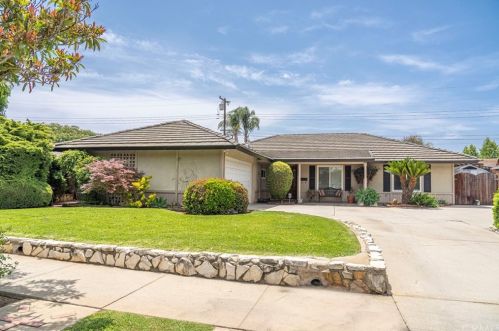 2208 Linfield St, Glendora, CA 91740-4637