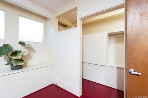 1011 14 Ave, Honolulu HI  96816-3640 exterior