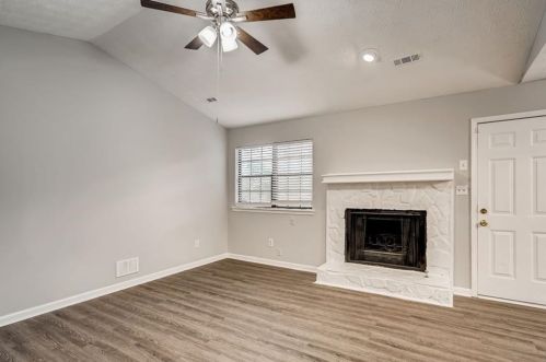 1135 Flat Shoals Rd, Atlanta GA  30349-6413 exterior