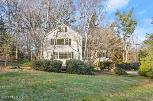 18 Rockwood Lane Spur, Greenwich CT  06830-3816 exterior
