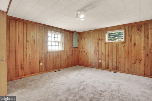 57 Springhouse Rd, Lancaster PA  17603-6619 exterior