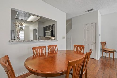 2312 Kenley St, Fort Worth TX  76107-4938 exterior