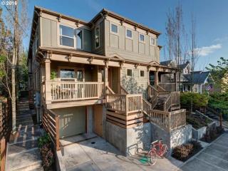 7156 Burlington Ave, Portland, OR 97203-4815