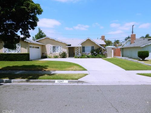 1247 Fulton St, Anaheim CA  92801-1538 exterior