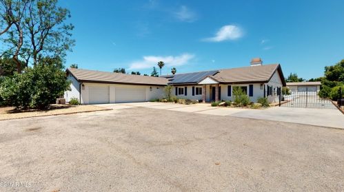 4851 Leeds St, Simi Valley, CA 93063-3051