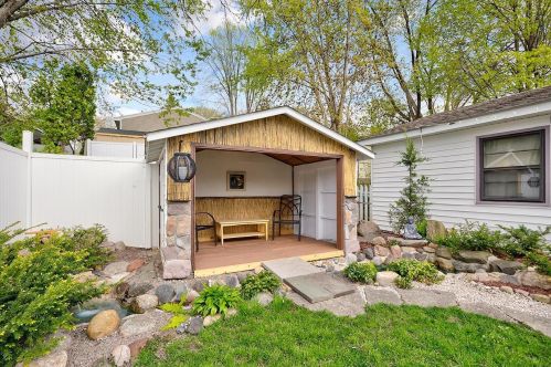 2070 Ivy St, Saint Paul MN  55109-4029 exterior