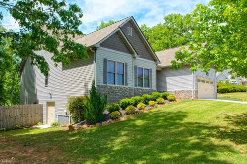 277 Hampton Oaks Cir, Villa Rica, GA 30180-7380