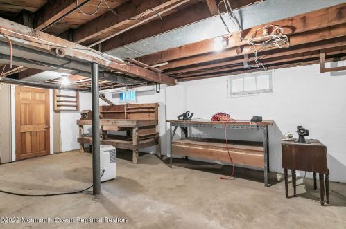 13 Jefferson St, Tinton Falls NJ 07701-5751 exterior