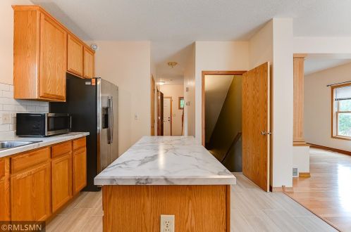 1061 Desoto St, Saint Paul MN  55130-3846 exterior