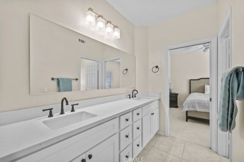 6528 Blackwood St, Riverside CA  92506-6240 exterior