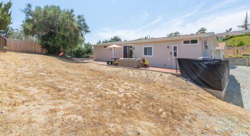 29885 Camino Del Sol Dr, Temecula CA  92592-2114 exterior