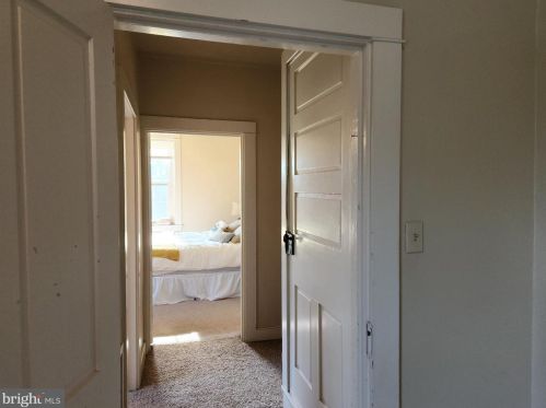 750 Summit Dr, Lancaster PA  17601-1152 exterior