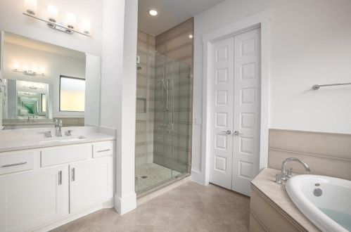 2011 Belford Dr, Austin TX  78757-8207 exterior