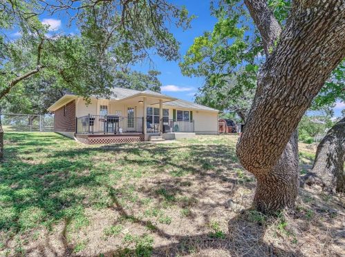 10000 Gainsborough Dr, Spring Branch TX 78070-6408 exterior