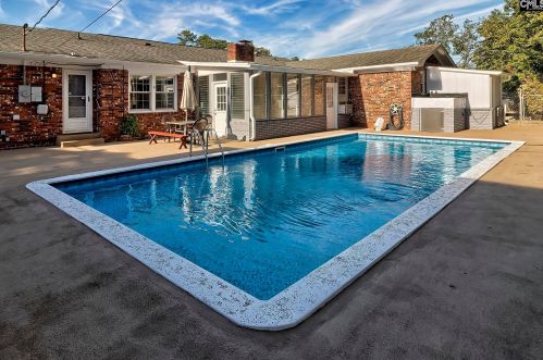 1813 Robin Crest Dr, Cayce-West Columbia, SC 29169-5434