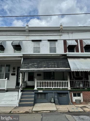 608 Fairview St, Primrose, PA 17901-1629